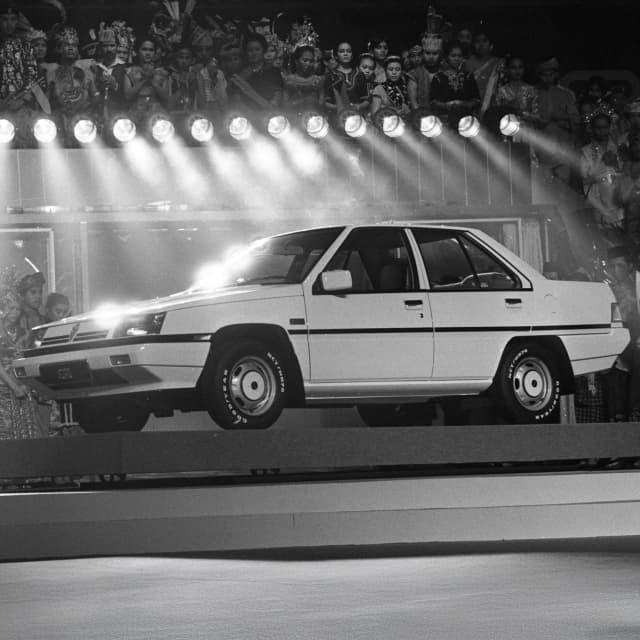 1985 A New Saga image